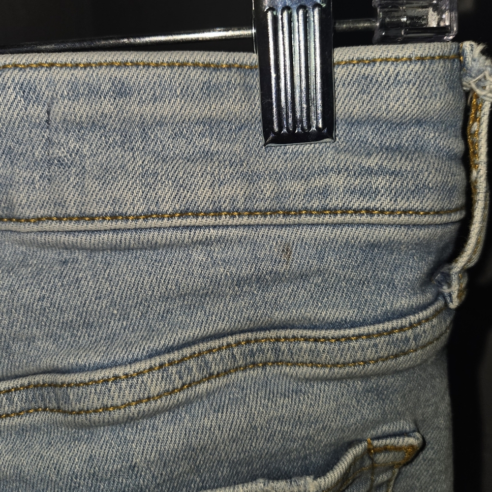 Pilcro Floral Embroidered Distressed Light Blue Jeans - Picture 9 of 9